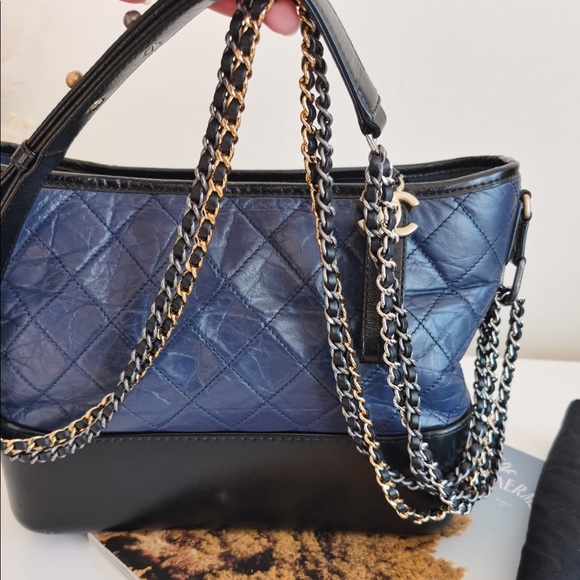 Chanel Gabrielle Bag medium Blue & Black - Picture 6 of 9